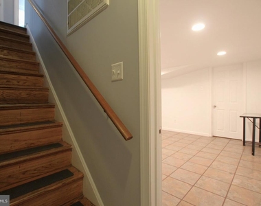 14702 Anderson Street - Photo Thumbnail 20
