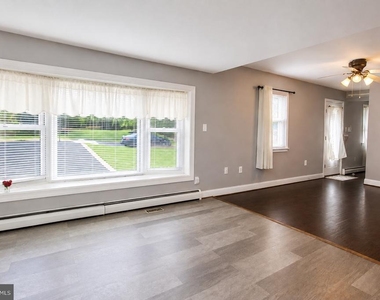 14702 Anderson Street - Photo Thumbnail 1