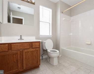 44190 Mossy Brook Square - Photo Thumbnail 25