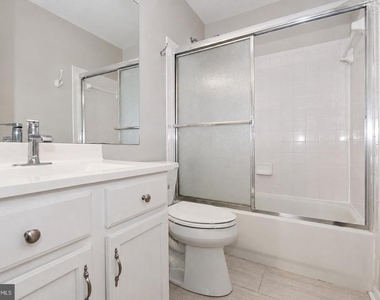 44190 Mossy Brook Square - Photo Thumbnail 24