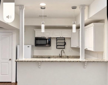 25209 Eisenhower Drive - Photo Thumbnail 7