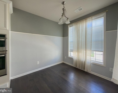 23548 Buckland Farm Terrace - Photo Thumbnail 5