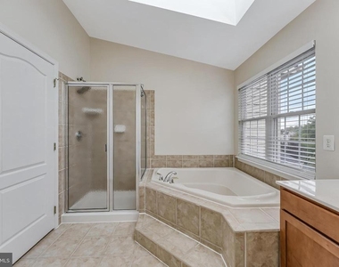 43619 Picketts Corner Terrace - Photo Thumbnail 31