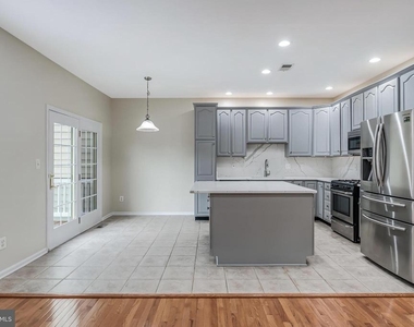 43619 Picketts Corner Terrace - Photo Thumbnail 13
