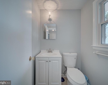 8912 Battery Road - Photo Thumbnail 11