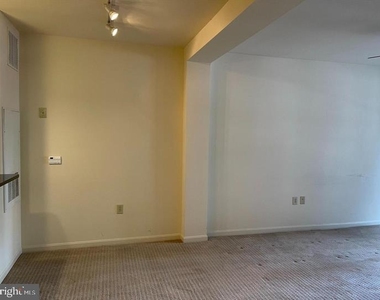 2665 Prosperity Avenue - Photo Thumbnail 5