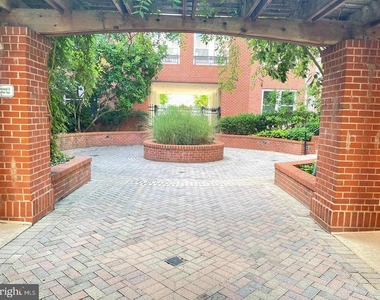 2665 Prosperity Avenue - Photo Thumbnail 12
