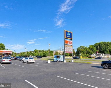 4420 Groombridge Way - Photo Thumbnail 21