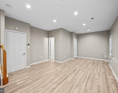 2821 Laura Gae Circle - Photo Thumbnail 26