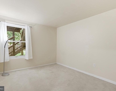 10799 Adare Drive - Photo Thumbnail 35