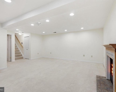 10799 Adare Drive - Photo Thumbnail 34