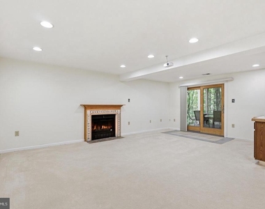 10799 Adare Drive - Photo Thumbnail 31