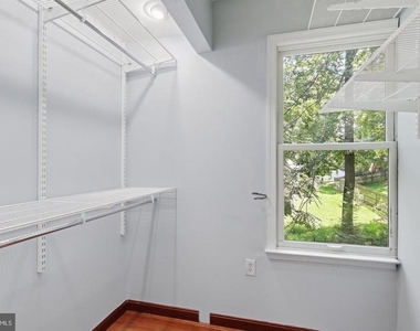 10799 Adare Drive - Photo Thumbnail 23