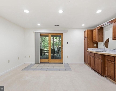 10799 Adare Drive - Photo Thumbnail 32