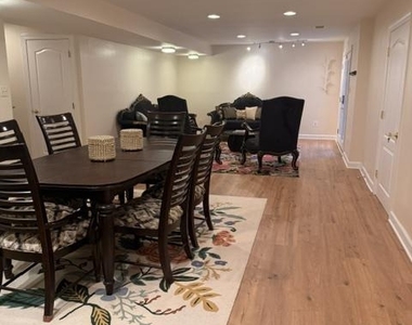 10582 Canterberry Road - Photo Thumbnail 15