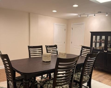 10582 Canterberry Road - Photo Thumbnail 3