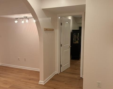 10582 Canterberry Road - Photo Thumbnail 19