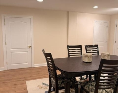 10582 Canterberry Road - Photo Thumbnail 5