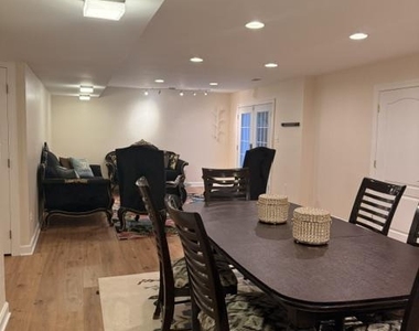 10582 Canterberry Road - Photo Thumbnail 11