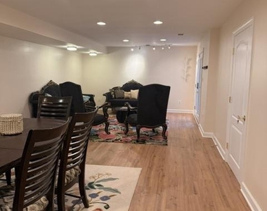 10582 Canterberry Road - Photo Thumbnail 14