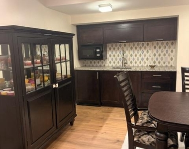 10582 Canterberry Road - Photo Thumbnail 6
