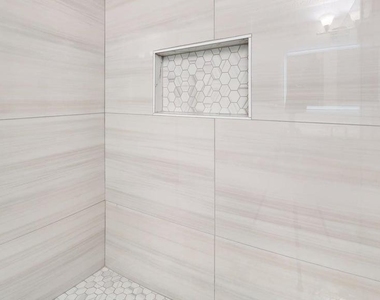 2303 Mcgregor Court - Photo Thumbnail 13