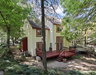 1595 Inlet Court - Photo Thumbnail 38