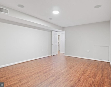 1595 Inlet Court - Photo Thumbnail 31