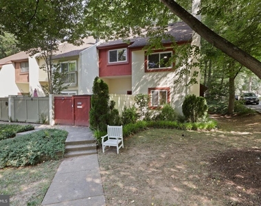 1595 Inlet Court - Photo Thumbnail 1