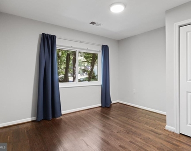 1595 Inlet Court - Photo Thumbnail 18