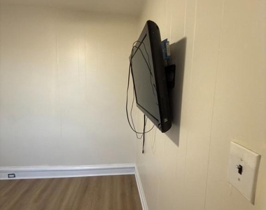 2443 W Ritner Street - Photo Thumbnail 9