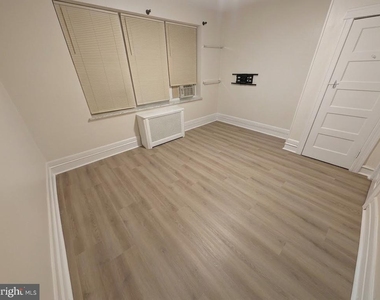 2443 W Ritner Street - Photo Thumbnail 6
