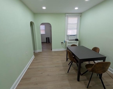2443 W Ritner Street - Photo Thumbnail 2