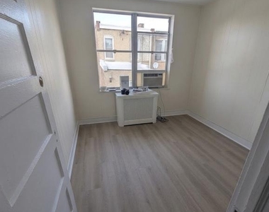2443 W Ritner Street - Photo Thumbnail 5