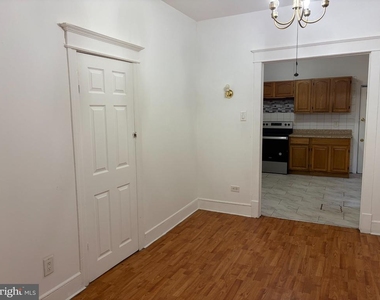 7058 Saybrook Avenue - Photo Thumbnail 9