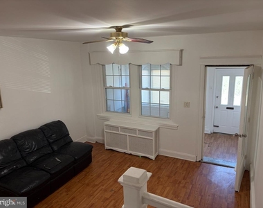 7058 Saybrook Avenue - Photo Thumbnail 2