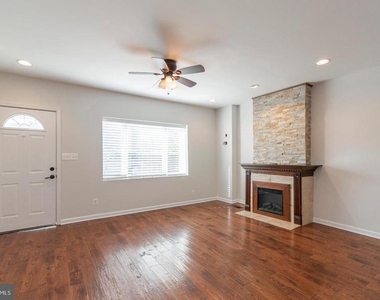 3773 Cresson Street - Photo Thumbnail 3
