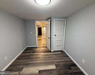 6712 N 18th Street - Photo Thumbnail 5
