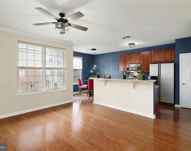 3124 W Master Street - Photo Thumbnail 1