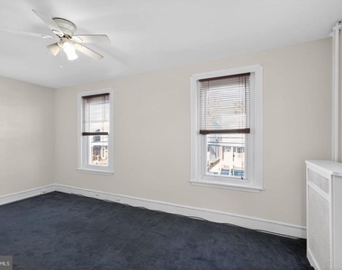 459 Martin Street - Photo Thumbnail 2