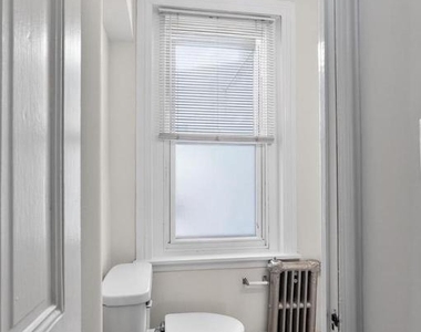 459 Martin Street - Photo Thumbnail 8