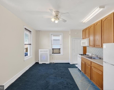 459 Martin Street - Photo Thumbnail 3