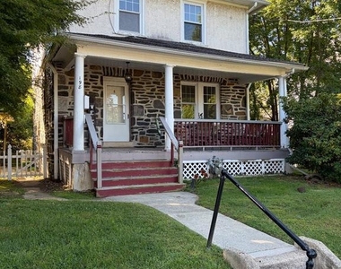 198 Woodbine Avenue - Photo Thumbnail 1