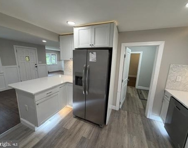 2650 Morris Road - Photo Thumbnail 3