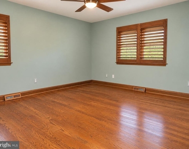 4134 Twynnwood Road - Photo Thumbnail 12