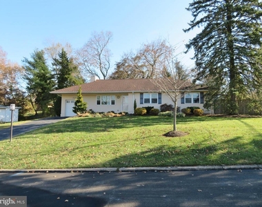 4134 Twynnwood Road - Photo Thumbnail 1
