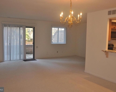 112 Woodgate Lane - Photo Thumbnail 4