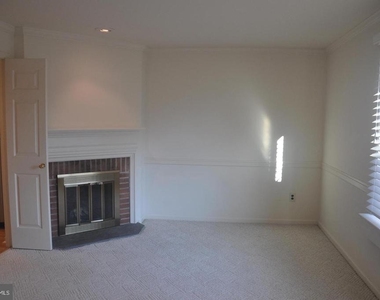 112 Woodgate Lane - Photo Thumbnail 8