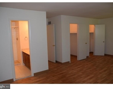 112 Woodgate Lane - Photo Thumbnail 14