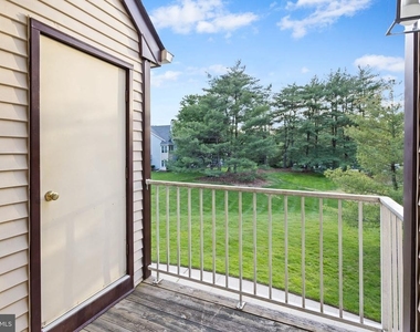 252 Andover Place - Photo Thumbnail 15